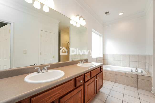 Building Photo - 4617 River Rd, Ellenwood, GA 30294