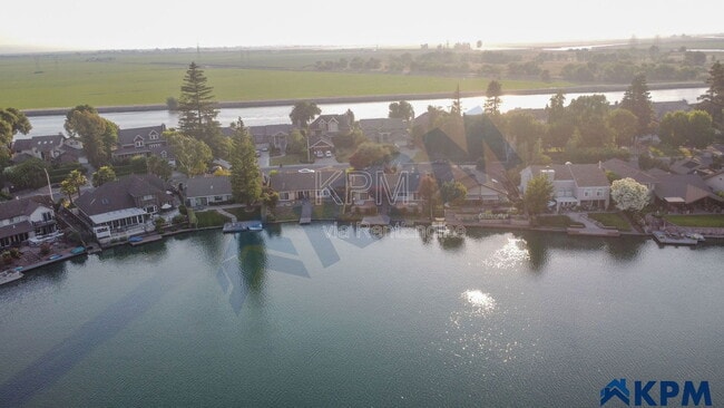 Building Photo - 4134 Fort Donelson Dr