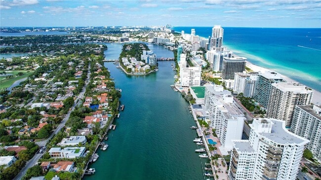 Building Photo - 5700 Collins Ave