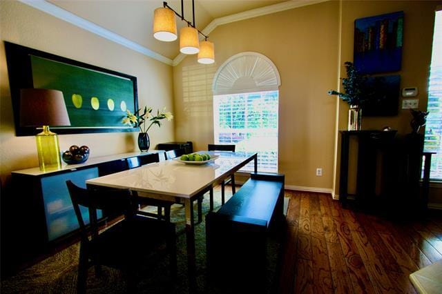 Building Photo - 2734 Greenway Dr