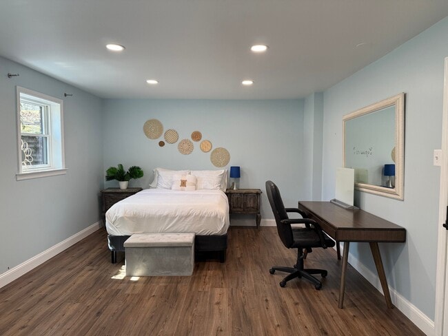 Building Photo - 11900 Waples Mill Rd