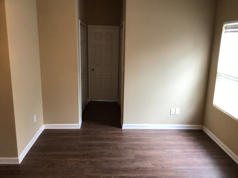 Building Photo - 1045 Brookgreen Ln