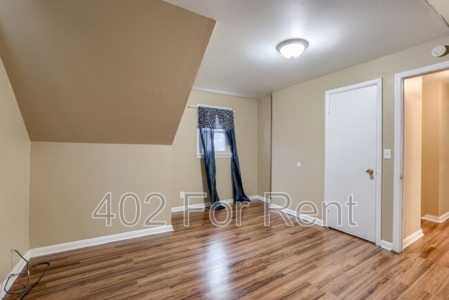 Building Photo - 4006 Redick Ave