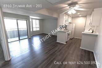 Building Photo - 6310 Sylmar Ave