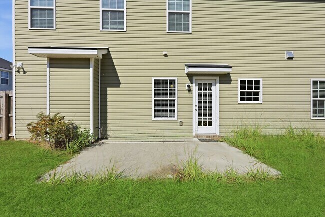 Building Photo - 3 Bedroom Griffin Park Home on Quiet Cul-de-Sac