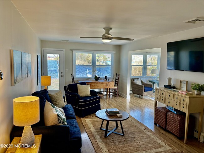 Building Photo - 86 Bridge Ave