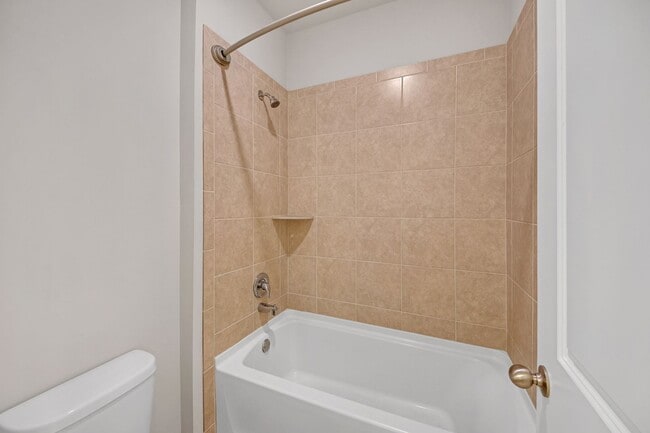 Building Photo - Chic Atlanta Area Townhome