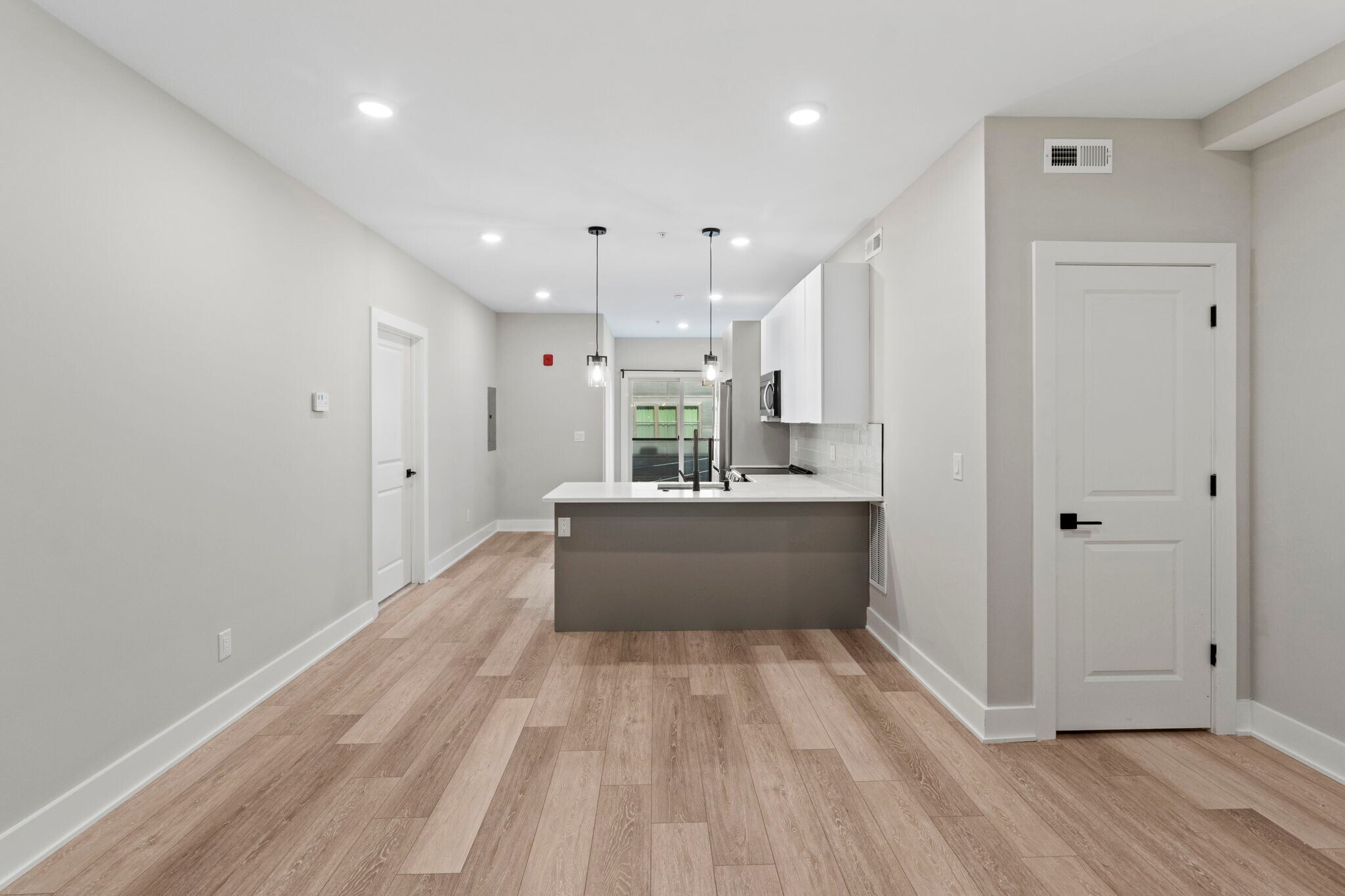 Building Photo - 2625 W Jefferson St