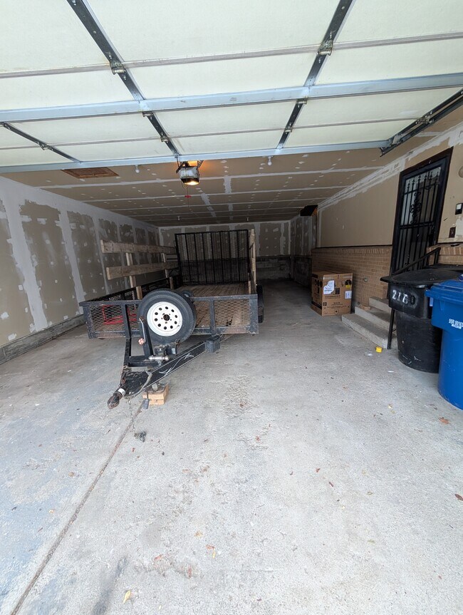 Building Photo - 277 W 600 S