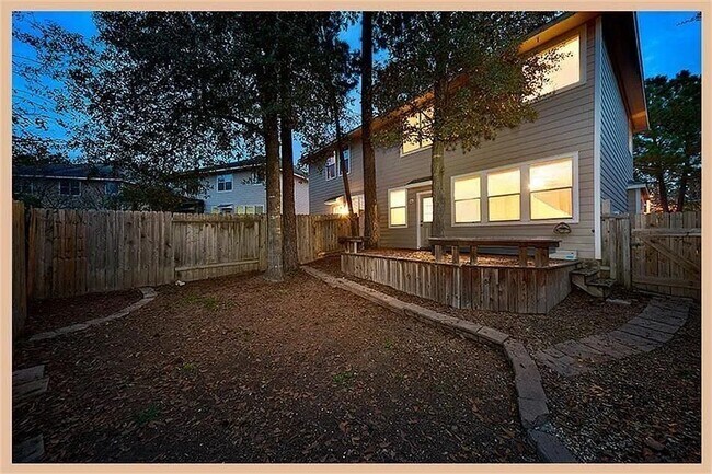 Building Photo - 43 Blue Creek Pl