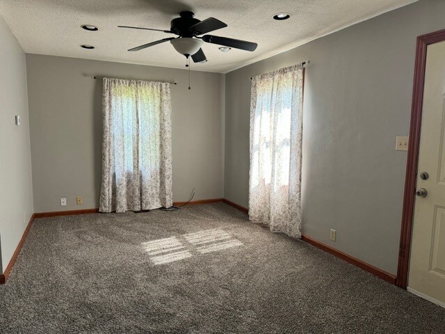 Building Photo - 4017 S Carey St