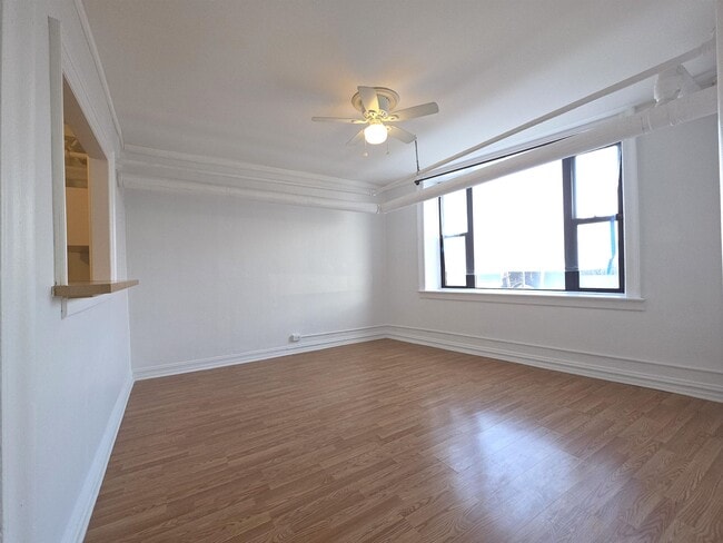 Building Photo - 1055 JFK Blvd E