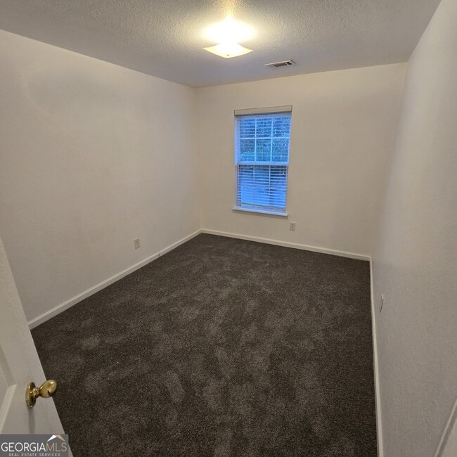 Building Photo - 152 Brookview Dr