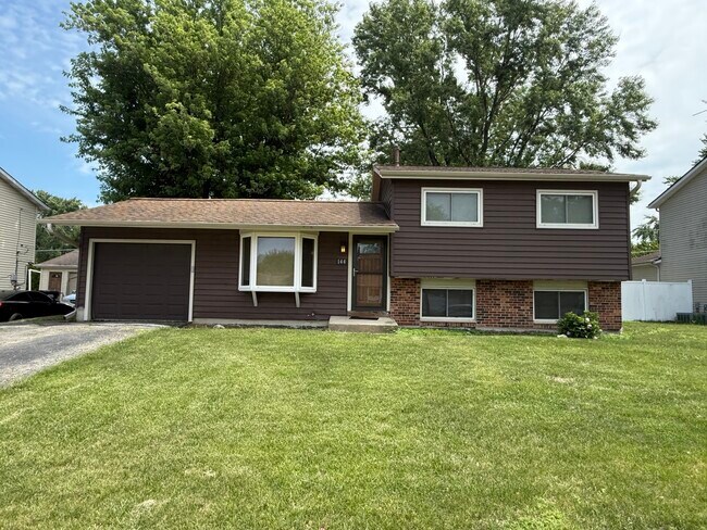 Primary Photo - 144 Monterey Dr
