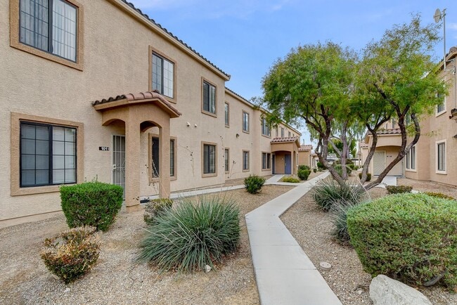 Primary Photo - Upgrated upstairs 2 Bedrm 2 bath Gated Com...