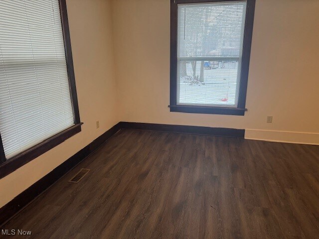 Building Photo - 397 Pearl St