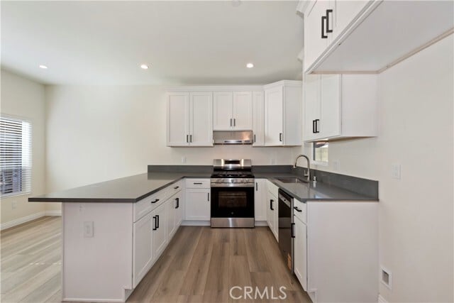 Building Photo - 3657 Mountain View Ave