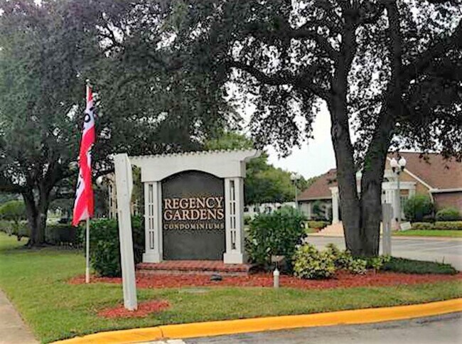 Building Photo - ORLANDO: Regency Gardens, AVAILABLE  NOVEM...