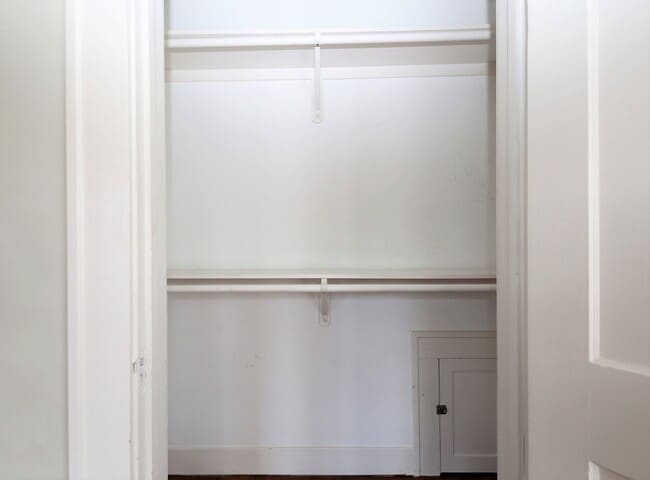 Building Photo - 1223 W Gray St