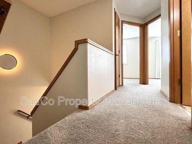 Building Photo - 18507 SW Muirfield St