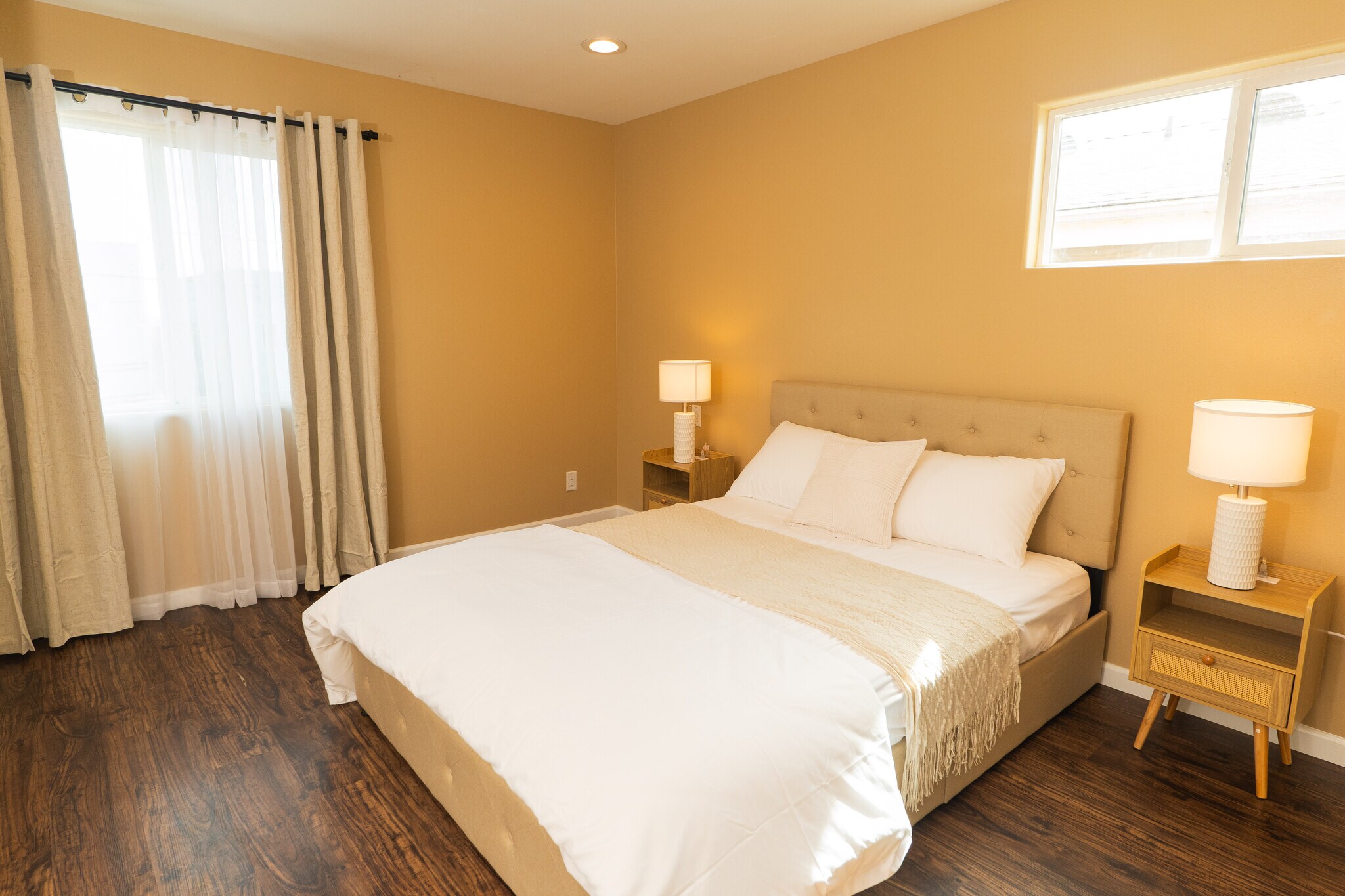 Master Bedroom - 938 S Bernal Ave