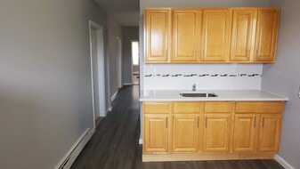Building Photo - 133 Winter Ave