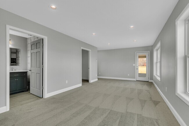 Building Photo - 980 Acacia Dr