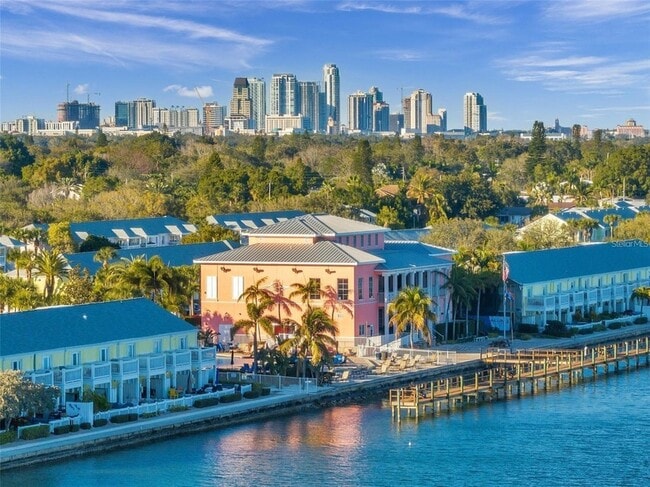 Building Photo - 5258 Beach Dr SE