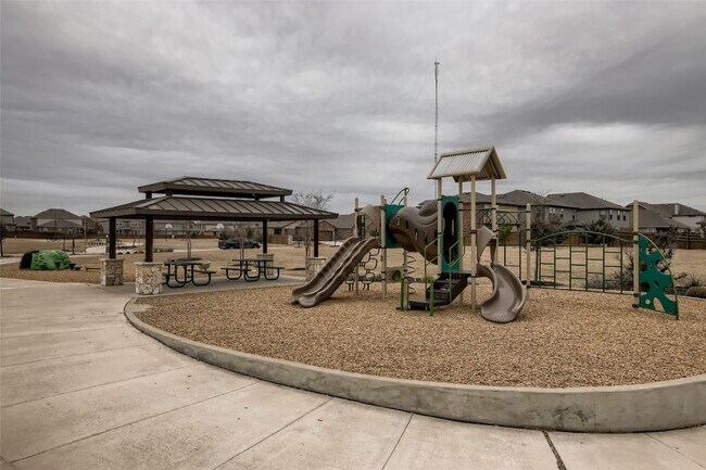 Building Photo - 316 Tordesillas Dr