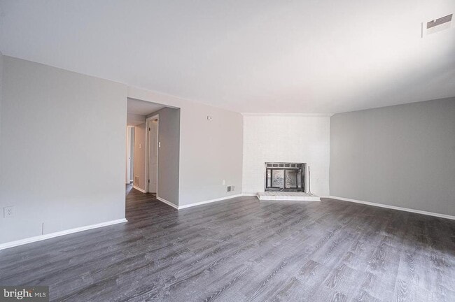 Building Photo - 10716 Cordage Walk