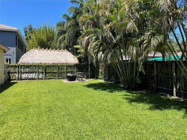 Building Photo - 16637 SW 52nd St