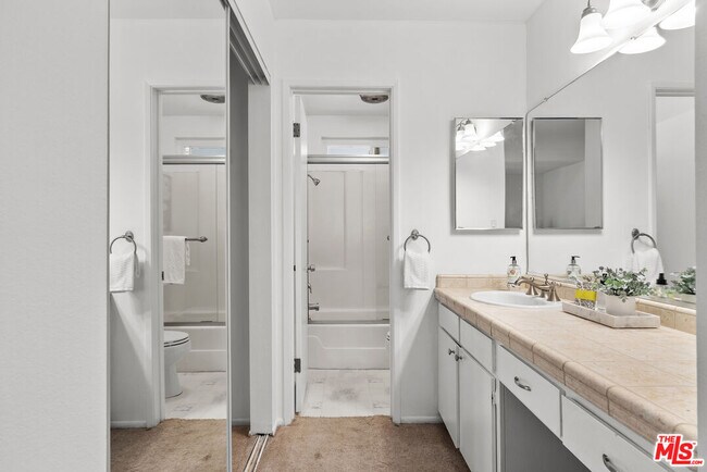 Building Photo - 1885 Veteran Ave