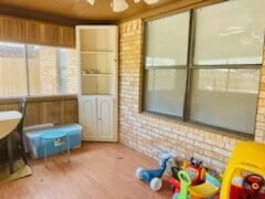 Building Photo - Charming 2-Bed, 2-Bath in Lubbock with Spa...