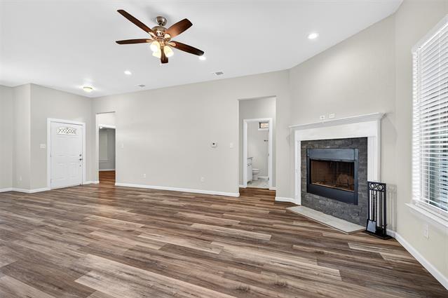 Building Photo - 1020 Silverton Dr