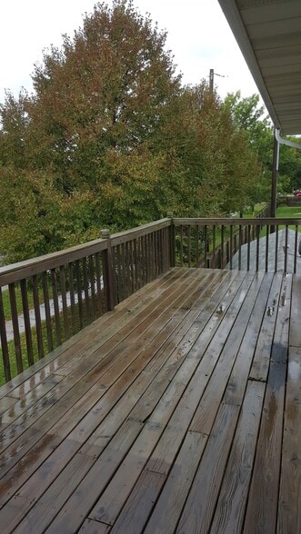 Building Photo - 106 N Holmen Dr