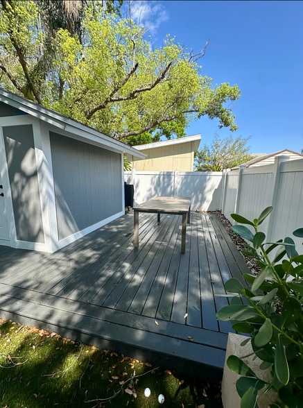 Building Photo - 6206 S Church Ave