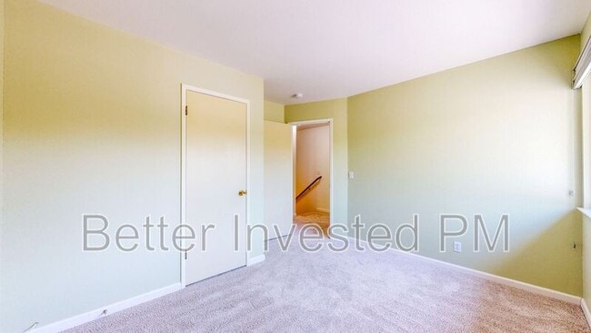 Building Photo - 57 Okelly Way