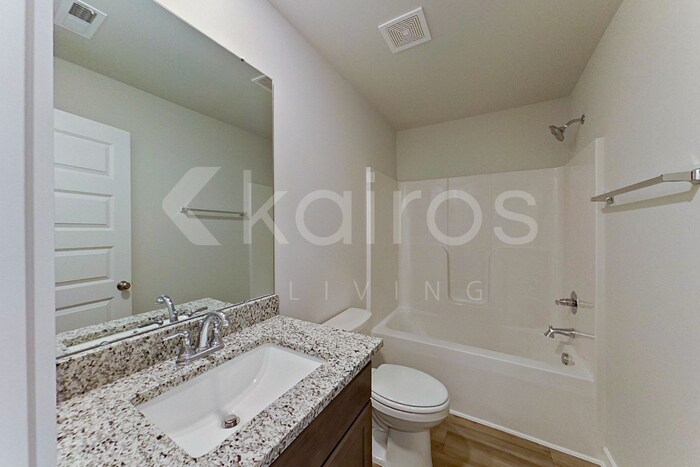 Building Photo - 6106 Taramore Ln NW