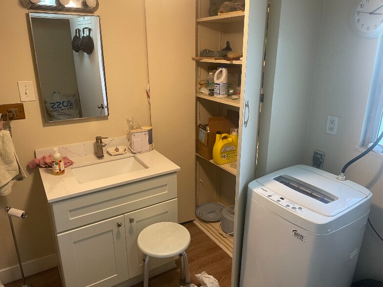 Building Photo - 2027 W Ave 133rd