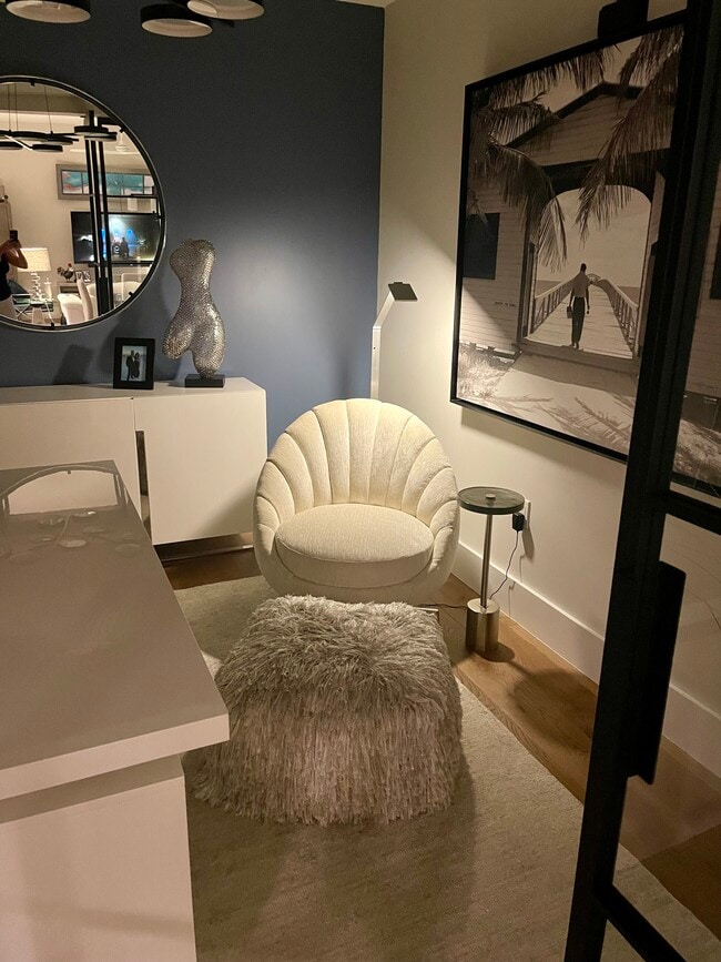 Building Photo - 1111 Central Ave