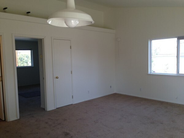 Building Photo - 2310 SW 23rd St