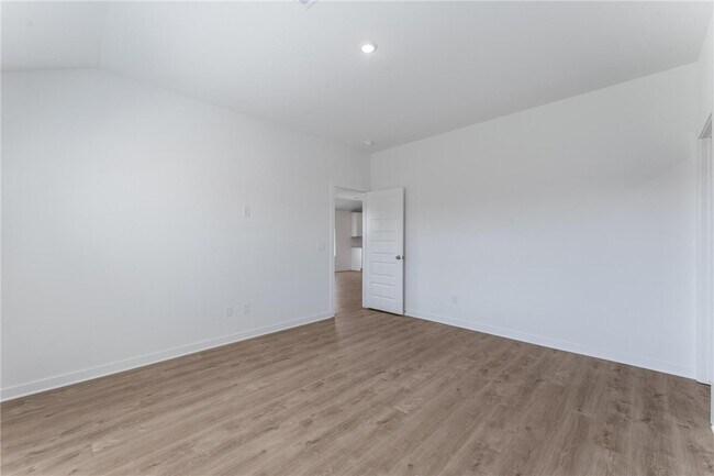 Building Photo - 583 Arizona St