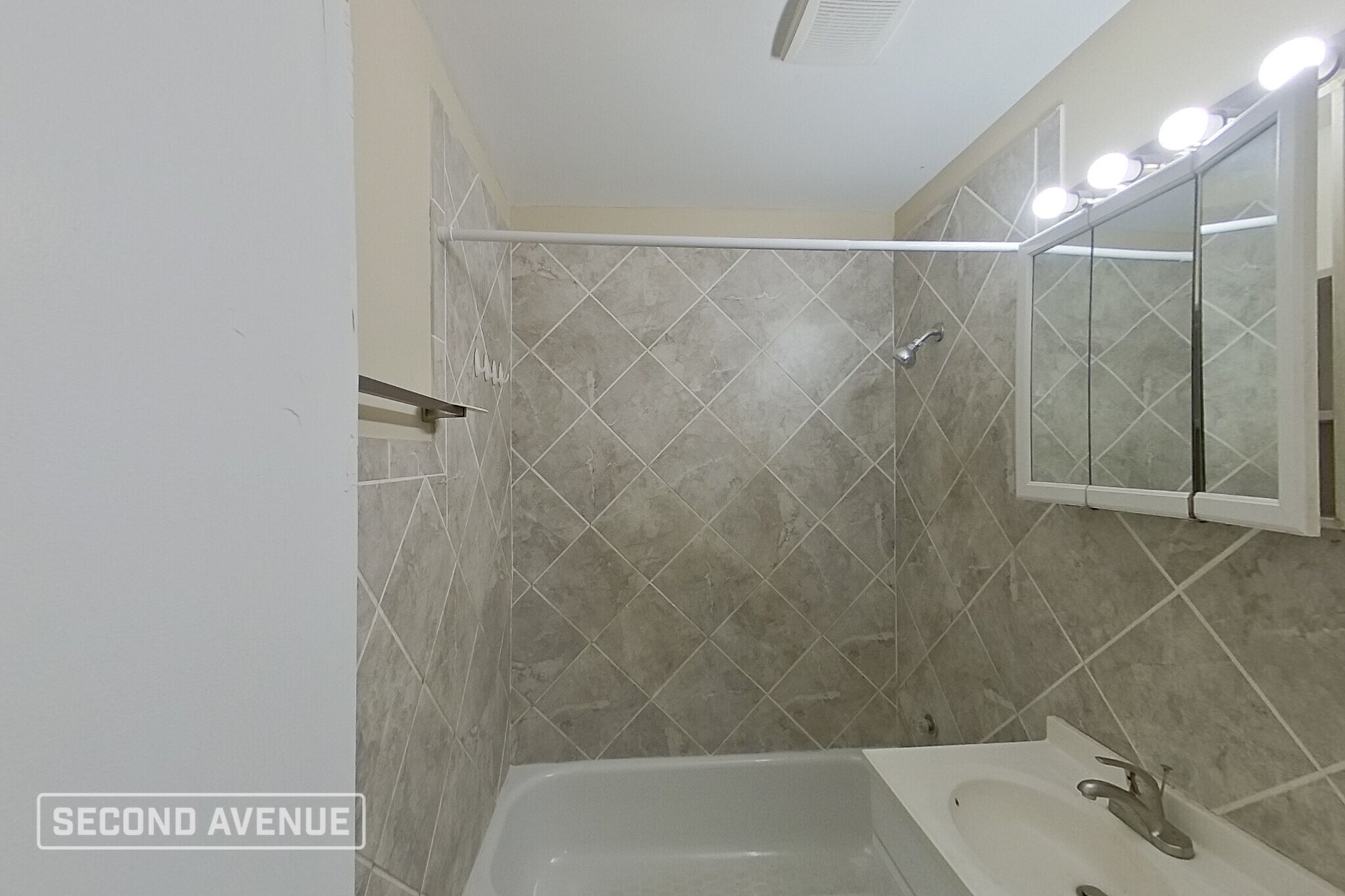 Building Photo - 4772 Jefferson St