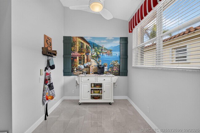 Building Photo - 309 NW Toscane Tr
