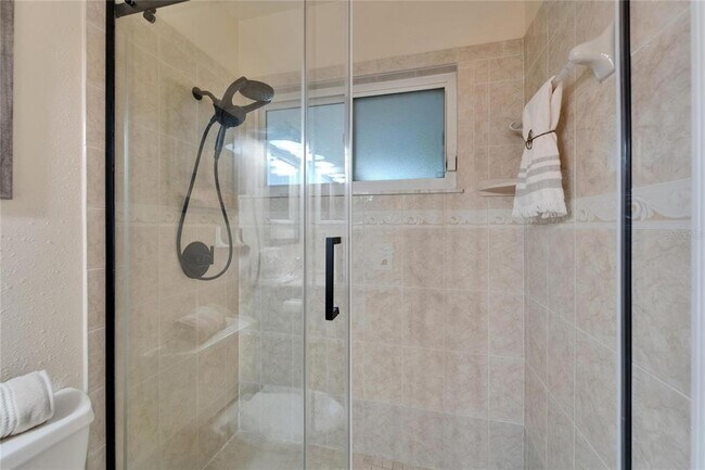 Building Photo - 1349 New Bedford Dr