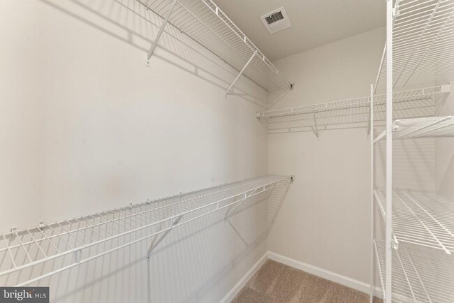 Building Photo - 36087 Fawn Ln