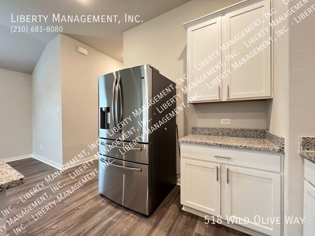 Building Photo - 518 Wild Olive Wy