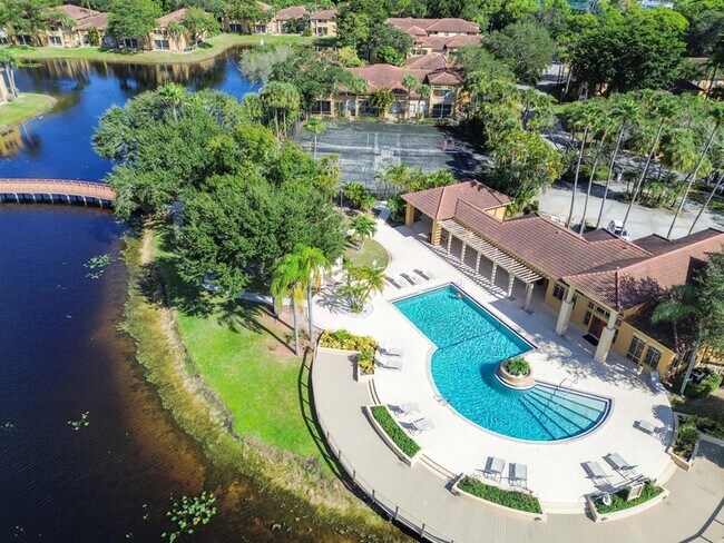 Building Photo - 4791 Via Palm Lakes