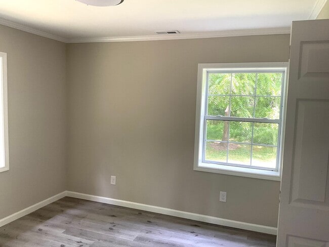 Building Photo - Commercial Building For Lease In Vale, NC