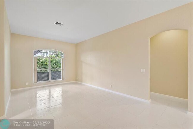 Building Photo - 11517 NW 49th Ct